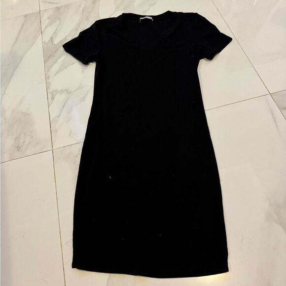 Active Basic Black Dress - Picture 1 of 4